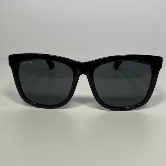 NWT Authentic Gucci Full Rim Rectangle Sunglasses- Black/Smoke - Picture 4 of 8